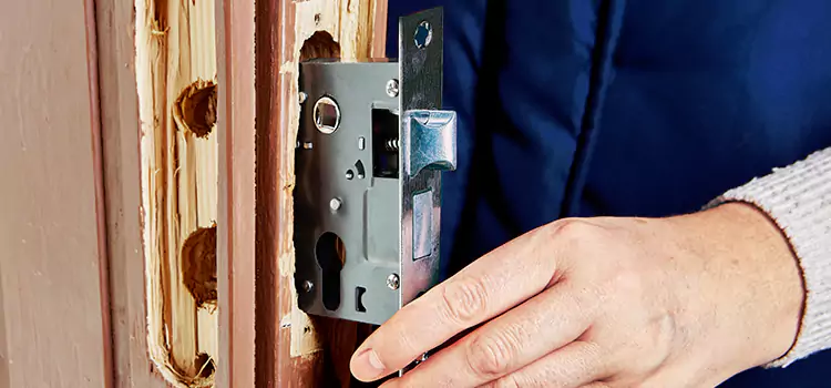 Garage Door Lock Replacement Baytown